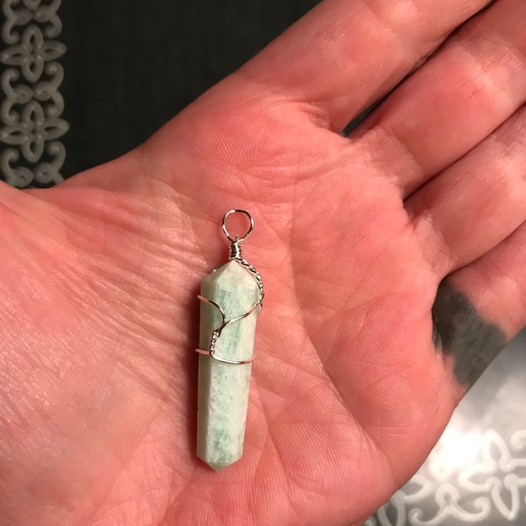 Wire wrapped amazonite pendant - Picture 2 of 3